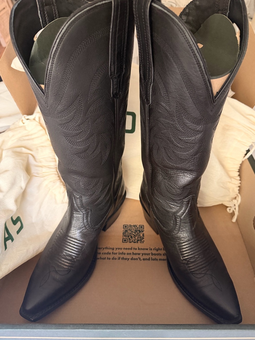 Tecovas Annie (midnight) Black Leather Cowboy Boots - Picture 4 of 7